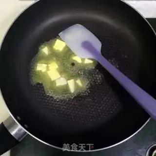 Make Cow-caw sugar and a soda cookie step 2