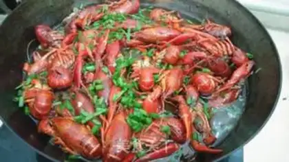 Make 13 spicy lobsters step 4