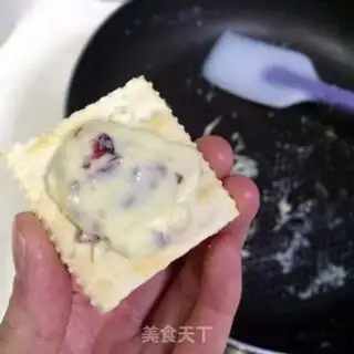 Make Cow-caw sugar and a soda cookie step 9