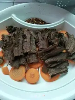 Make The rabbit mango sandwich step 0