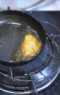 Make The rabbit mango sandwich step 7