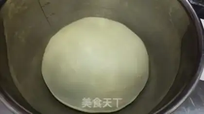 Make Ice cream and plum soup step 1