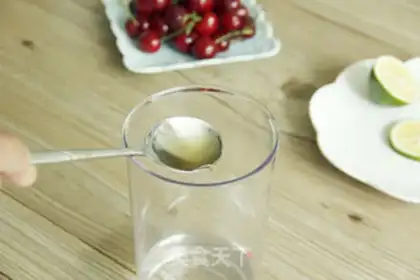 Make Cherry lemon ice juice step 4