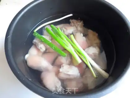 Make Pigfoot corn soup step 8
