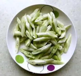 Make Bean bean noodle step 1