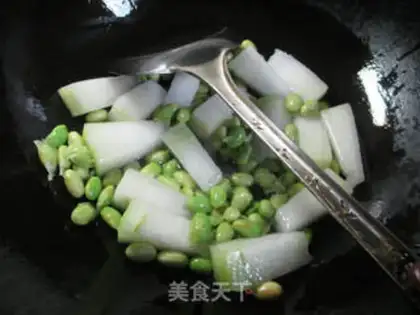 Make "The bean-cooked cucumber." step 1
