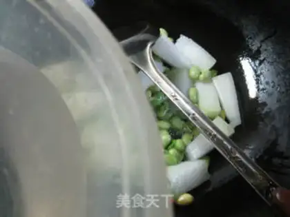 Make "The bean-cooked cucumber." step 2