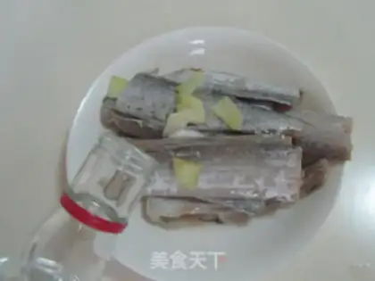 Make Dried fish step 1