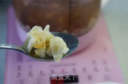 Make Red bean rice lily soup step 5