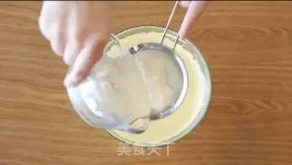Make SpongeBob cake step 3