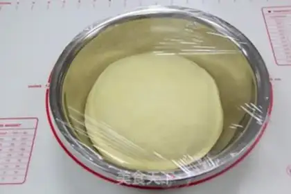 Make The durian pizza step 2