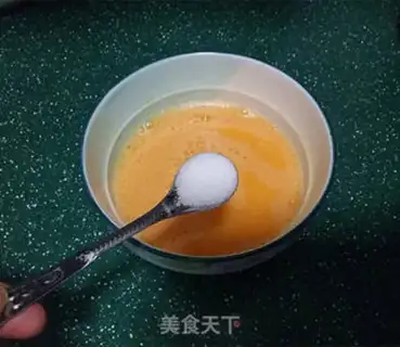 Make Steamed ham and sausage eggs step 2
