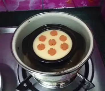 Make Steamed ham and sausage eggs step 6