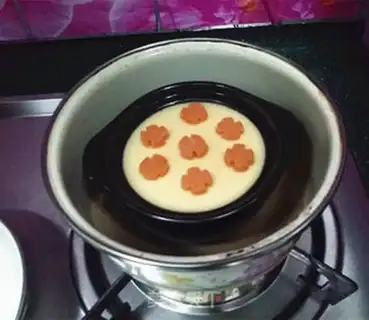 Make Steamed ham and sausage eggs step 8