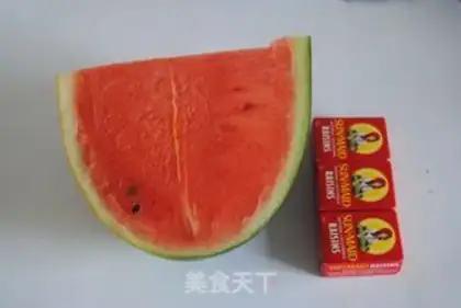 Make The raisin watermelon step 0