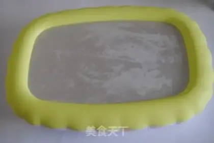 Make The raisin watermelon step 4