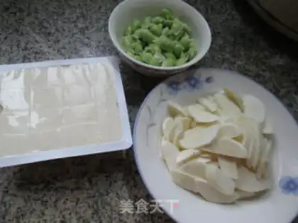 Make Soybeans boil tofu white step 0