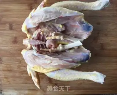 Make Spicy hands tore chickens step 1