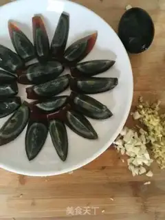 Make Pretzels and eggs step 1