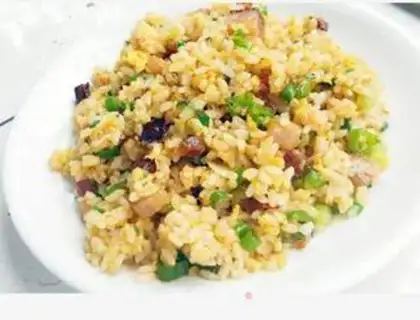 Make Sichuan fried rice step 4