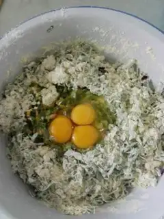 Make Rose vegetable pancakes step 2
