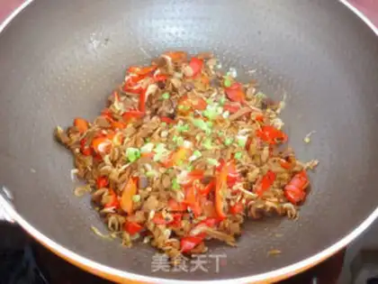 Make Shrimp skin and radish step 5