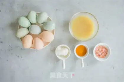 Make Three-coloured eggs step 0