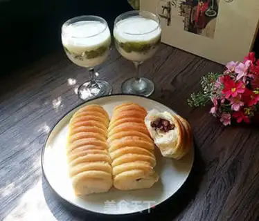 Make Banana bean caterpillar step 14