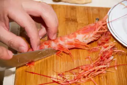 Make Red shrimp vegetable salad stings step 1