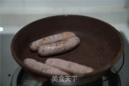 Make Roller sausage sushi step 3