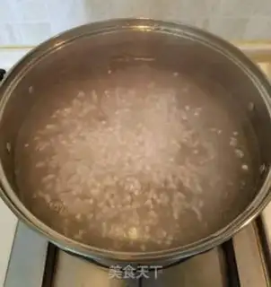 Make Coconut rice fruit step 1