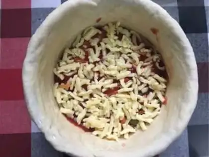 Make Pizza cake step 18