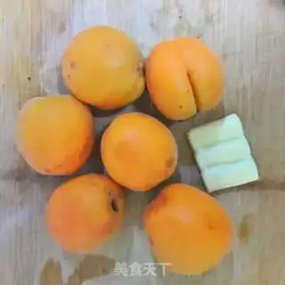 Make White chocolate baked almonds step 0