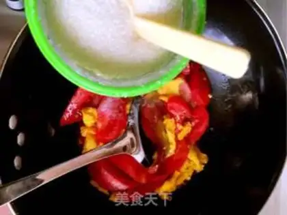 Make Tomato fried eggs step 9