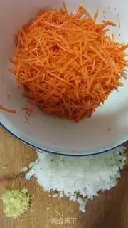 Make Carrot onions bag step 0