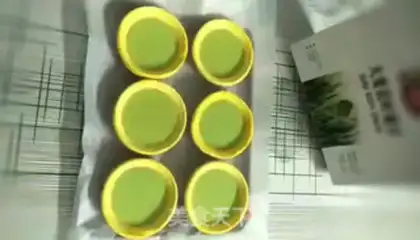 Make Porpoise and eggs step 4
