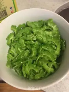 Make Scrambled eggs step 0