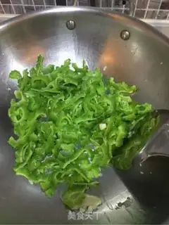 Make Scrambled eggs step 3