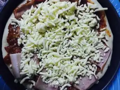 Make Bacon vegetable pizza step 3