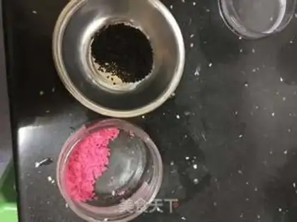 Make A bowl of cake step 3