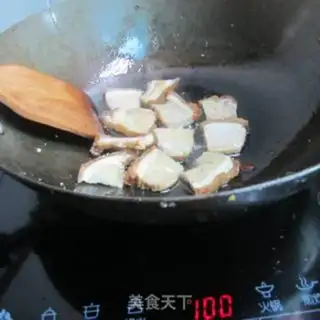 Make Celery pepper sauce step 1