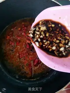 Make A bowl of sour noodles in the summer step 8