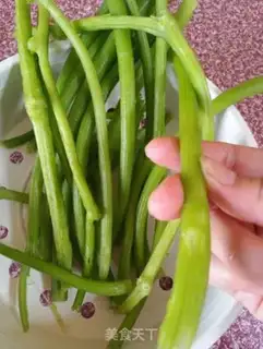 Make Pumpkin vines step 1