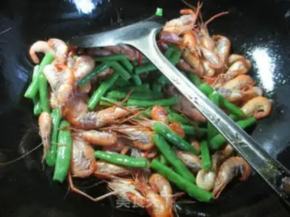Make Peaches fried shrimp step 4