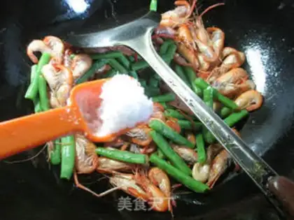 Make Peaches fried shrimp step 6