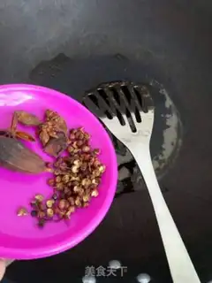 Make Pineapple Queen step 3
