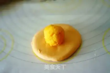 Make Carrot-flowing sandbag step 5
