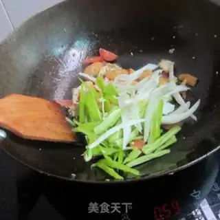 Make Sausage oil tofu veggies step 3