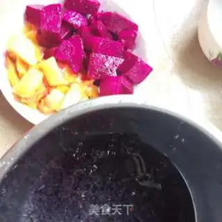Make Mango black rice step 1