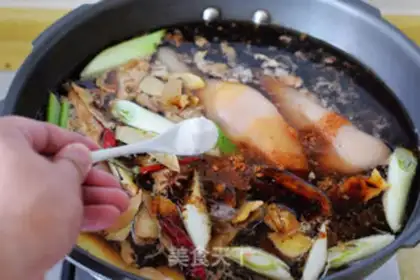 Make Soy pig hoofs step 12
